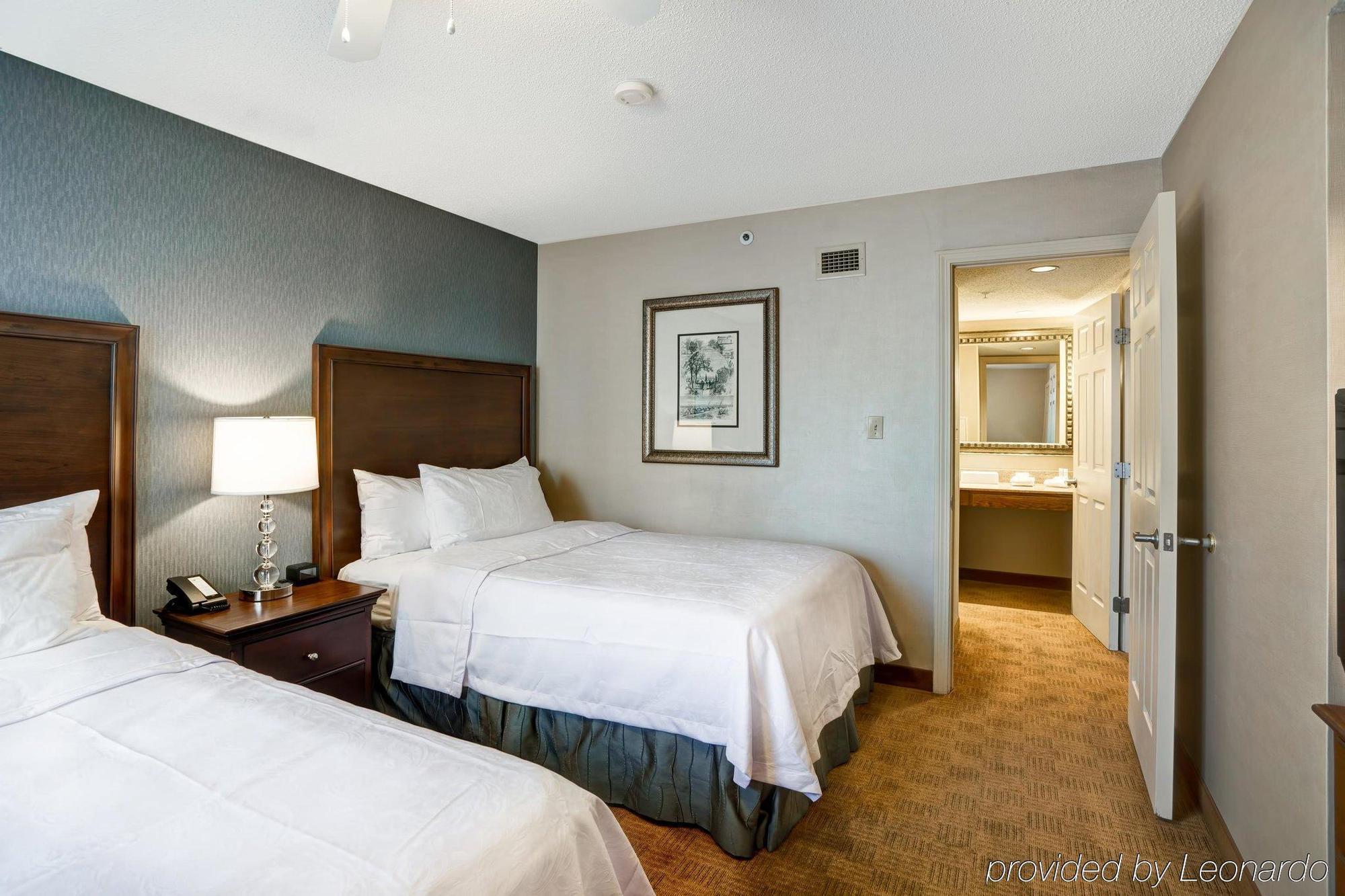 Homewood Suites By Hilton Windsor Locks Hartford Exterior photo